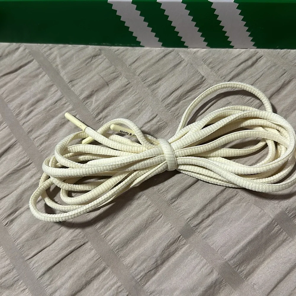 Adidas x Sporty & Rich - Picture 7 of 10